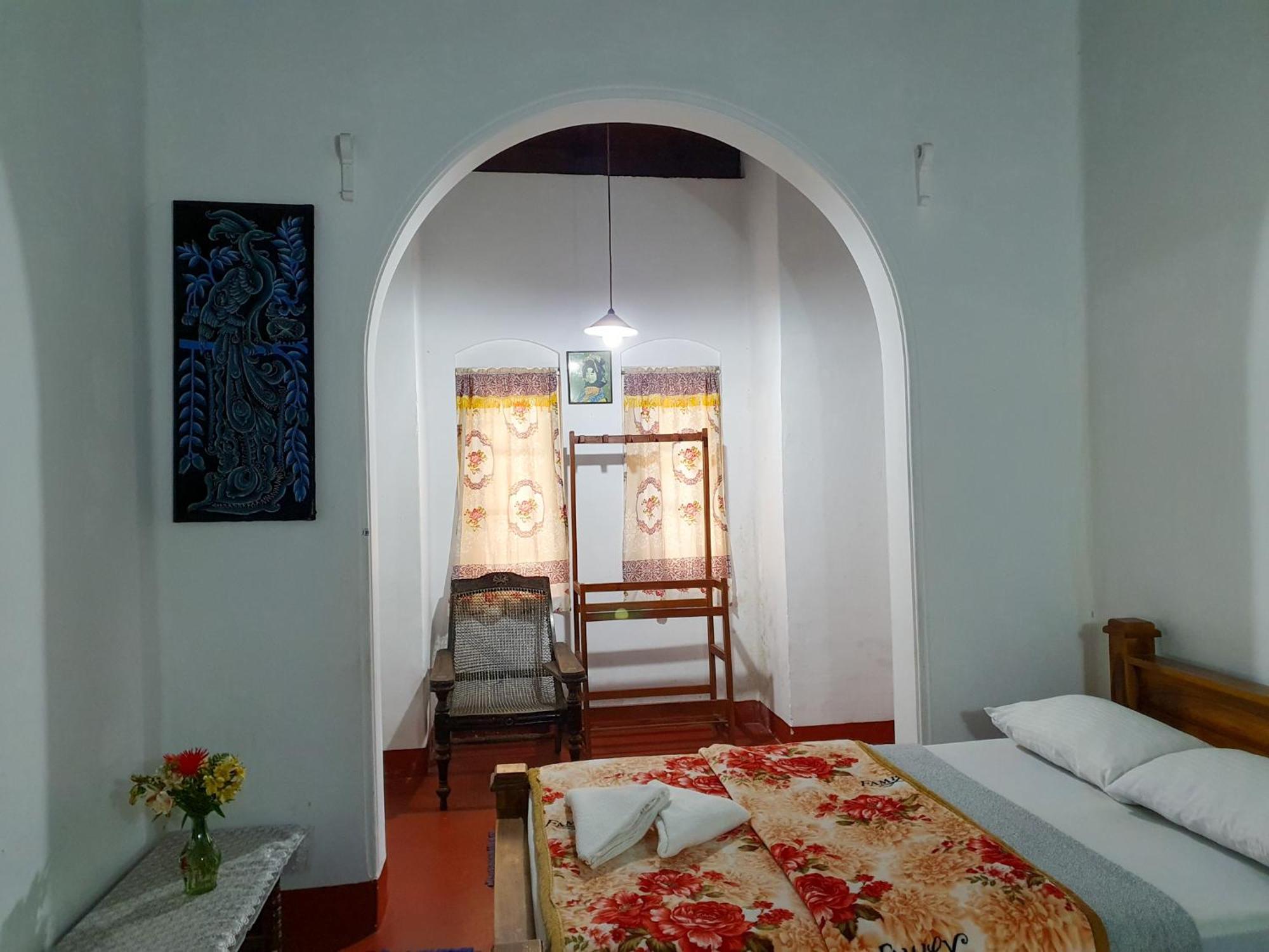 Ruchi House Hotel Nuwara Eliya Exterior photo